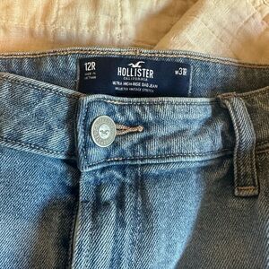 Hollister women’s dad jeans